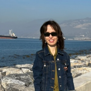 Etutkurs uzmanı Ebru