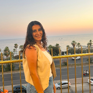 Etutkurs uzmanı Betül