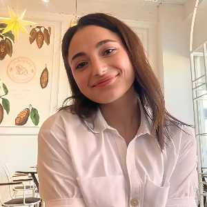 Etutkurs uzmanı Meral