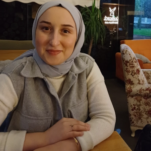 Etutkurs uzmanı Tansu